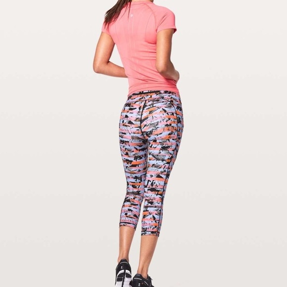 Lululemon Speed‎ Up Crop 21" Inversion Multi 6 - Picture 3 of 9